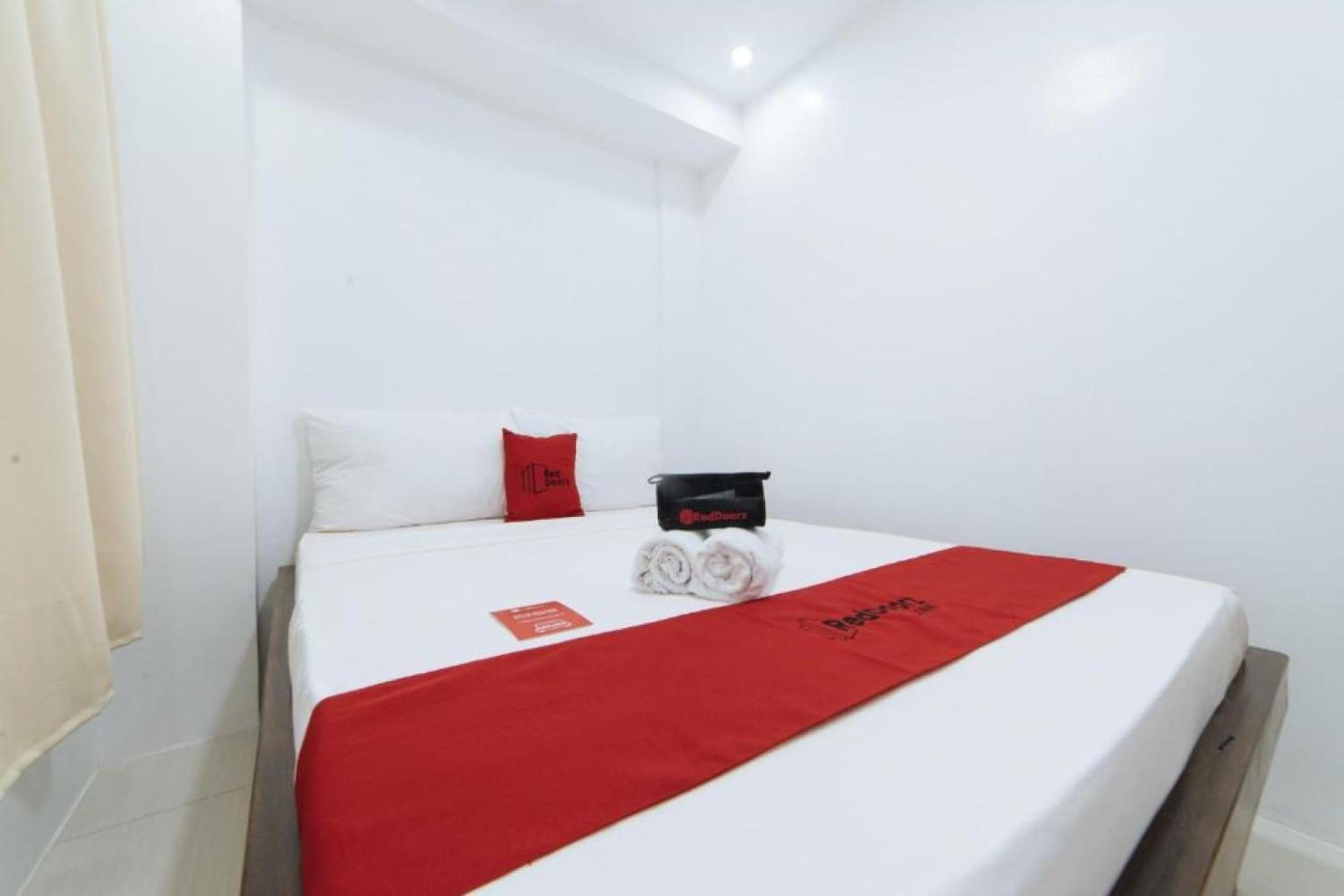 Reddoorz At Dbuilders Rooms Bangkal Makati Makati City Exteriér fotografie