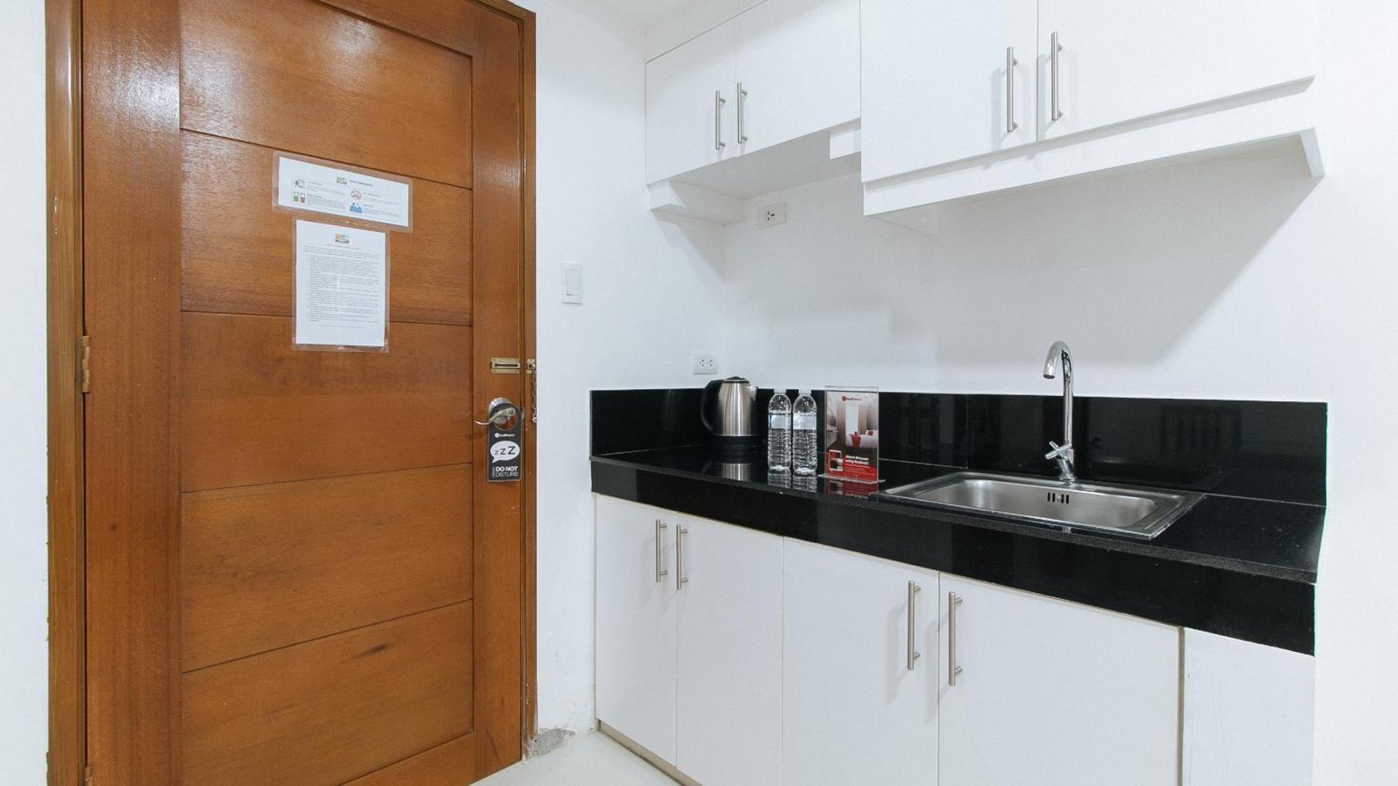 Reddoorz At Dbuilders Rooms Bangkal Makati Makati City Exteriér fotografie