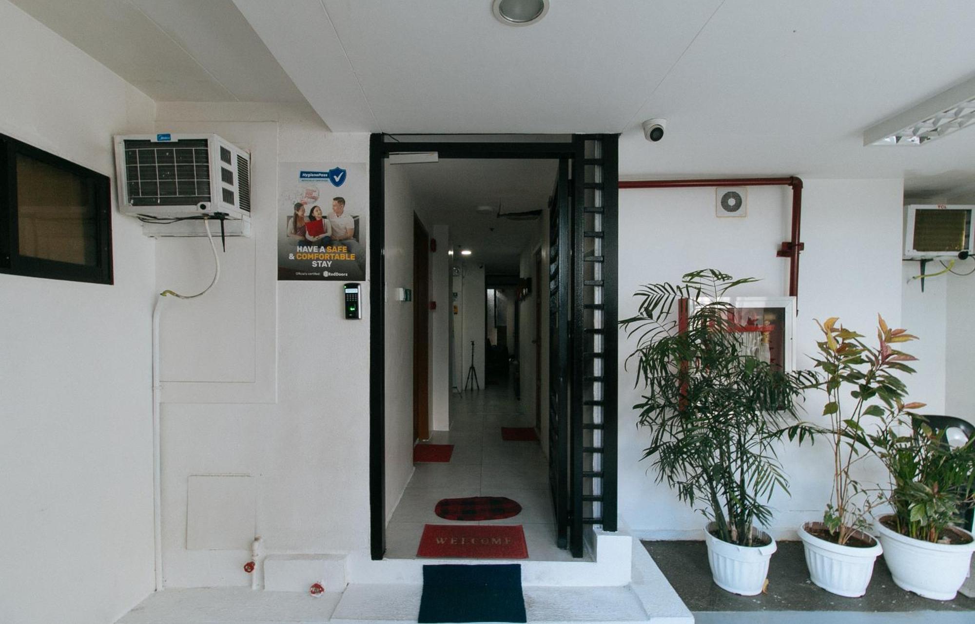 Reddoorz At Dbuilders Rooms Bangkal Makati Makati City Exteriér fotografie