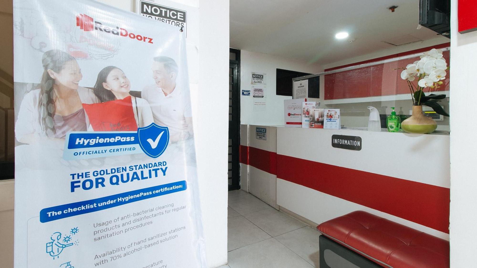 Reddoorz At Dbuilders Rooms Bangkal Makati Makati City Exteriér fotografie